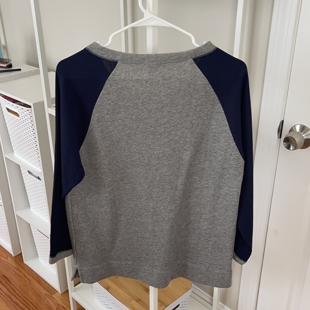 New jcrew basic sweater - Picture 4 of 4